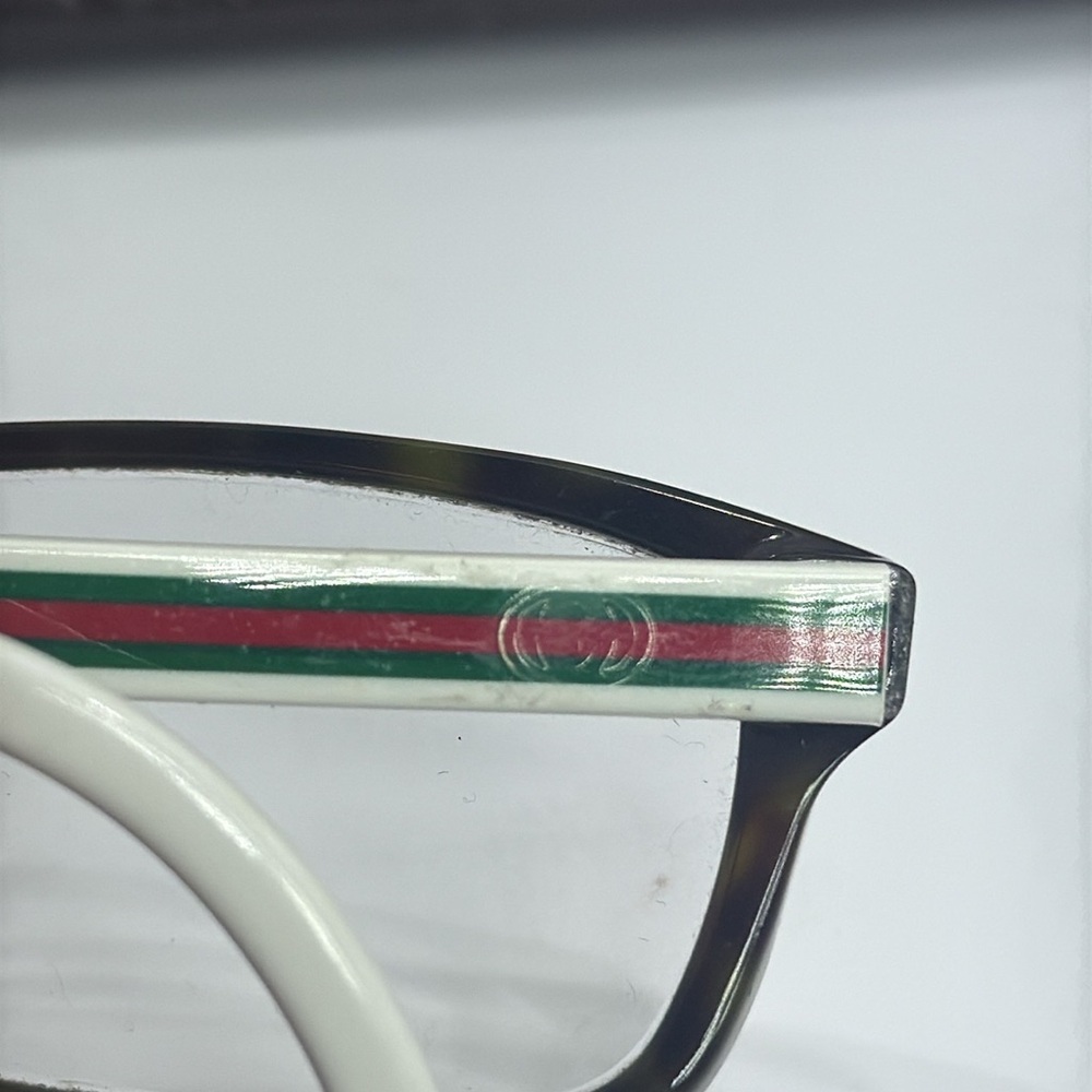 (Z6) Gucci unisex glasses in white and leopard print, with case - Picture 4 of 16